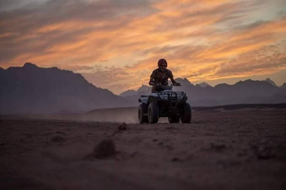 3 Stunden Quad Tour + Kamelritt & Beduinendorf